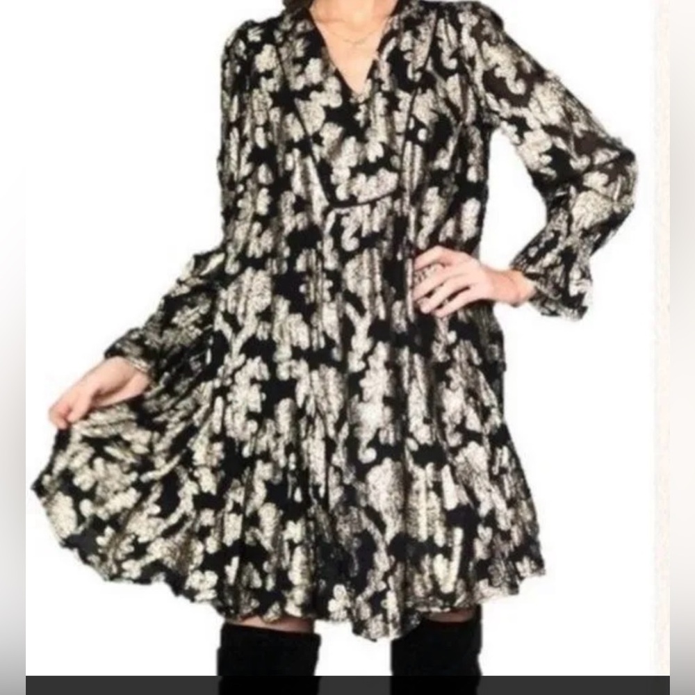 NWOT Anthropologie Black and Metallic Floral Long Sleeve Dress size Small.